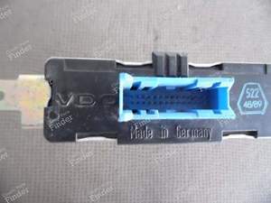 MODULE DE COMMANDE REGULATEUR DE VITESSE 1388043 BMW E32 & E34 - BMW 7 (E32) - BMW 1388043 ou 65711388043- thumb-4