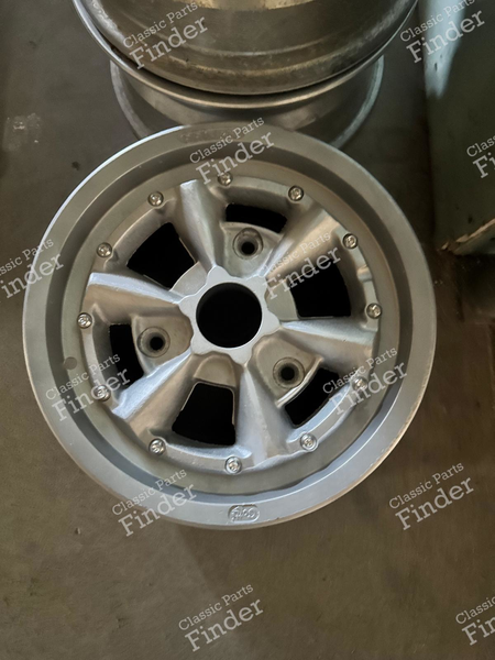 Gotti-Felgen 13" - RENAULT 8 / 10 (R8 / R10) - 2
