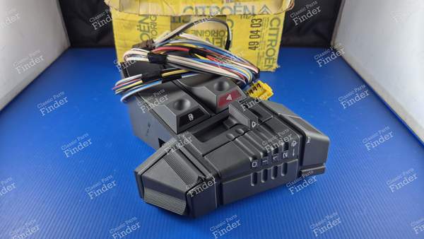 Right-hand 'satellite' type control unit - CITROËN BX - 95494817- 6