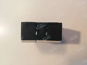 On-board clock - BMW 5 (E28) - 2/84/09 / 1367683- thumb-4