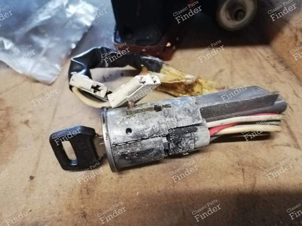 Diebstahlsicherung - PEUGEOT 604 - 1