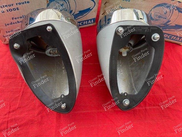 Deux phares MARCHAL type 'fuseau' longue portée - CITROËN DS / ID - 4