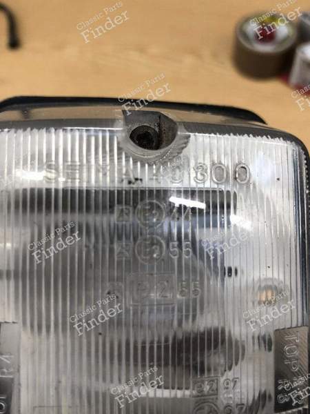 Feu de recul arrière gauche/éclairage de plaque - RENAULT 5 / 7 (R5 / Siete) - 40300- 1