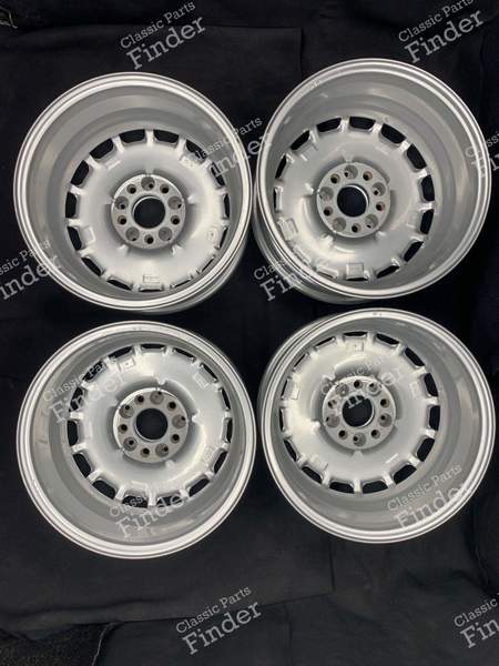 Original 'Gullideckel' Leichtmetallfelgen 6.5Jx15 ET49 - MERCEDES BENZ E (W124) - 1244001802- 6