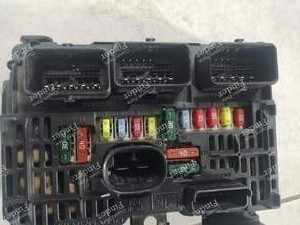 BSM box - 2.7 HDI engine - CITROËN C6 - 9658070980 / BSM-L09-00- thumb-1