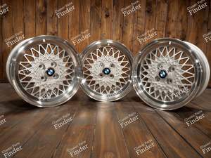 Melber Mesh 15 Zoll Leichtmetallräder Felgen 4x100 7Jx15 ET12 - BMW 2002, E21, E30 - BMW 1502 / 1602 / 1802 / 2002 / Touring (02-Serie) - thumb-3