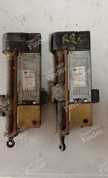 Seat adjustment motor - RENAULT 25 (R25) - 3205