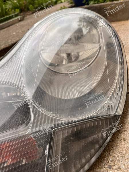 Headlamp left - PORSCHE 911 (996) - 0301096211- 1