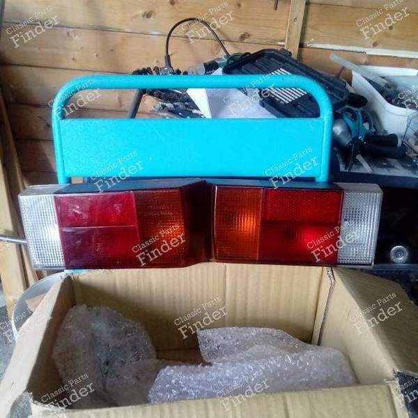 Paire de feux - VOLKSWAGEN (VW) Golf I / Rabbit / Caddy / Jetta - 171945096 (R) / 171945095 (L)- 0