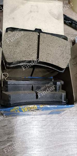 Bremsbeläge vorne - MAZDA 121 (DB) - D3062M-01