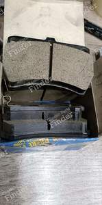 Bremsbeläge vorne - MAZDA 121 (DB)