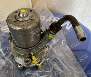 Refurbished fuel pump - MERCEDES BENZ W111 / W112 (Heckflosse) - thumb-1