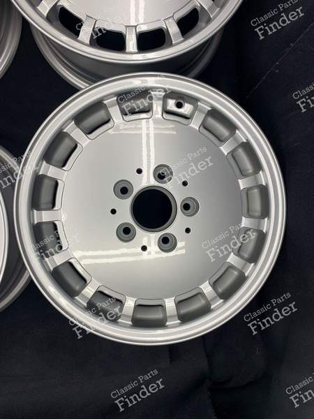 Original 'Sportline Gullideckel' Leichtmetallfelgen 7Jx15 ET41 - MERCEDES BENZ E (W124) - 1244010902- 4