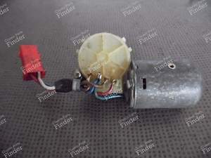 TAILGATE LOCK MOTOR 94462402401 PORSCHE 944 & 924 - PORSCHE 924 - 0390216694- thumb-5