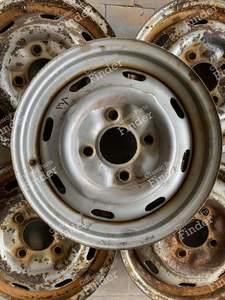 Original set of 5 pieces. Steel wheels for VW Super Beetle (produced after 1968) - VOLKSWAGEN (VW) Käfer / Beetle / Coccinelle / Escarabajo - thumb-1