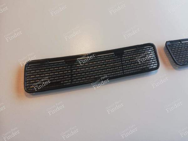 Hood ventilation grilles - RENAULT 9 / Alliance / Broadway / 11 / Encore (R9 / R11) - Equiv. 7704000879 (R) / 7704000878 (L)- 1
