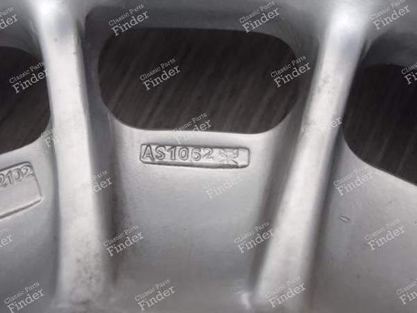 JANTE MERCEDES W107 / W116 / W123 / W126 - MERCEDES BENZ SL (R107) - 1264002102- 6