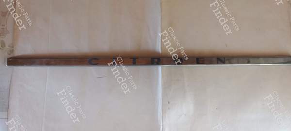 Edelstahlzierleiste 'CITROËN' oberhalb des Nummernschilds - CITROËN Dyane / Acadiane - 0