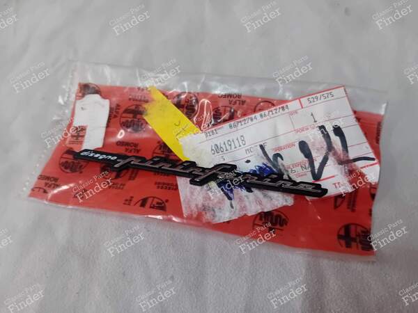 Pininfarina-Monogramm - ALFA ROMEO Spider/GTV (916) - 60619118- 1