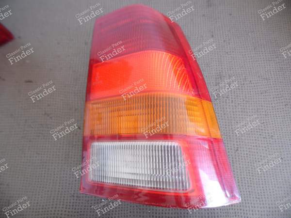 RIGHT REAR LIGHT - OPEL Kadett (E) - GM 90009952, SWF 395.334- 0