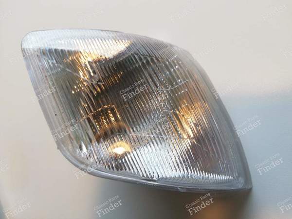 Right front position light - PEUGEOT 605 - Equiv. OEM 60916420D / 084279 (R)- 0