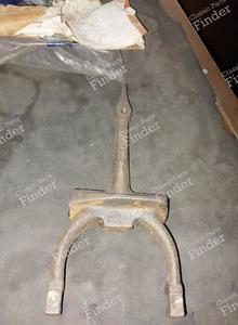 Clutch release fork - PEUGEOT 304