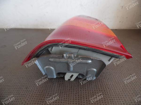 LEFT REAR LIGHT - OPEL Kadett (E) - GM 90007595, SWF 395.463- 8