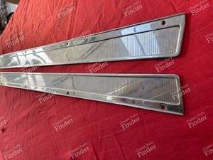 2 chrome bottom door trims - CITROËN SM - thumb-1