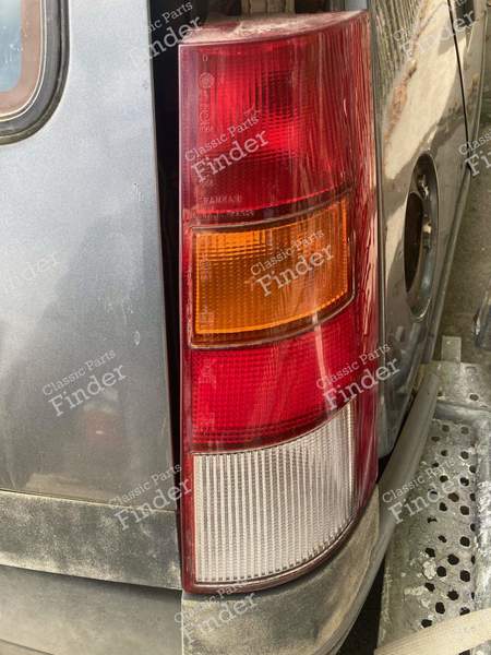 Right rear light - RENAULT 5 (Supercinq) / Express / Rapid (R5) - 7701030773- 2