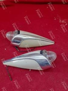 Right and left front turn signals - PANHARD & LEVASSOR PL 17