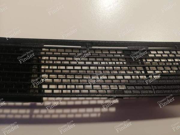 Hood ventilation grille - RENAULT 9 / Alliance / Broadway / 11 / Encore (R9 / R11) - 7704000879- 3