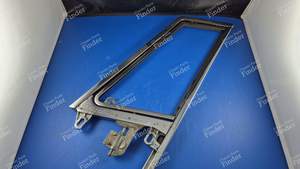 Chrome frame for quarter window on left front door - PEUGEOT 404 Coupé / Cabriolet