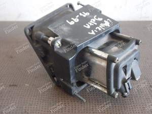 FRONT LEFT FOG LAMP - LANCIA Delta / Dedra - 30690795 / 82486113- thumb-7