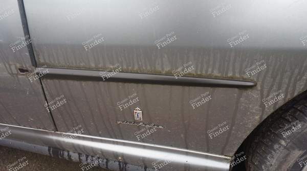 Seitenleiste hinten links - PEUGEOT 406 Coupé 