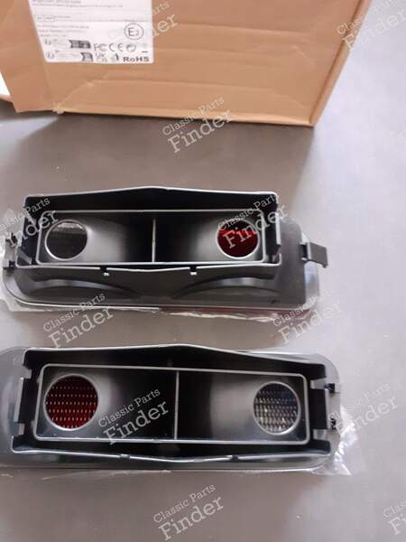 Rear bumper lights - LAND ROVER Discovery 1 & 2 - GLY160M- 1