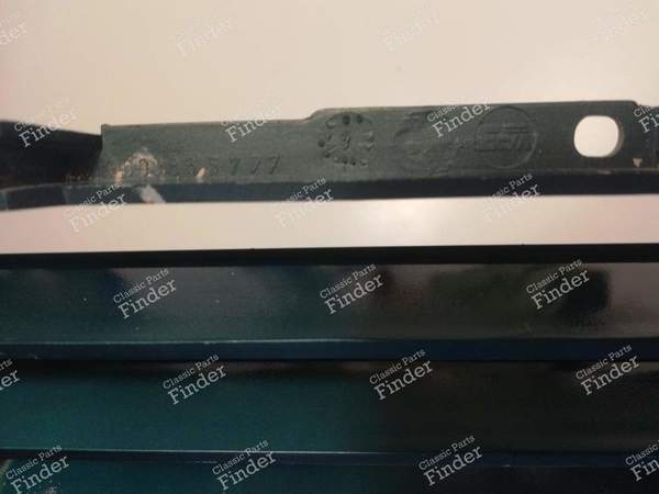 Bumper ventilation grille - Phase 1 - PEUGEOT 605 - 9600865777 / 7414.46- 9