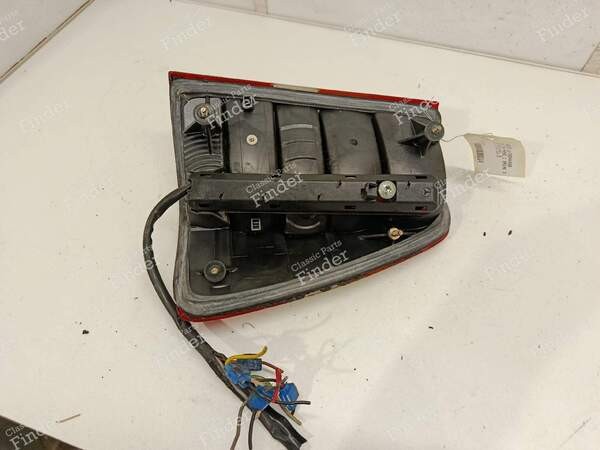 Linkes Rücklicht – Kombi-Version - MERCEDES BENZ E (W124) - A1248204364- 2