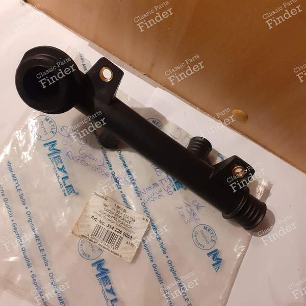 Coolant hose connection flange - BMW 3 (E30) - 11531714738- 1