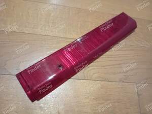 Taillight Lens / Center Rear Reflector - RENAULT 15 / 17 (R15 - R17)