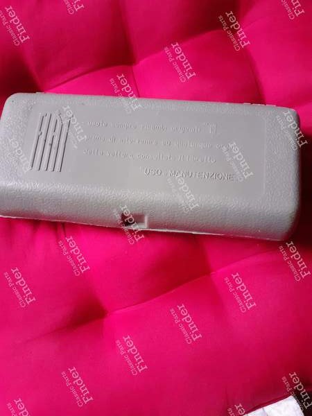 Original toolbox - FIAT 126 - 1