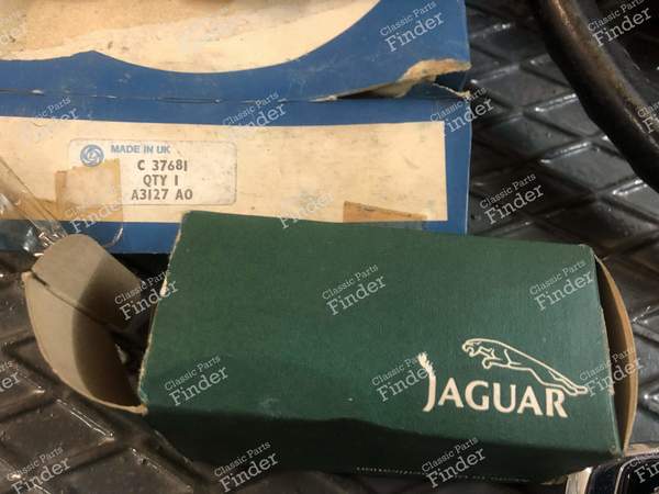 Ensemble de pièces : garniture latérale, plaque de transmission automatique, rétroviseur intérieur, volant - JAGUAR XJS - C37681 ...- 6