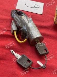 Antivol contact 'Neiman' - RENAULT 9 / Alliance / Broadway / 11 / Encore (R9 / R11) - 7700813973- thumb-1