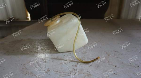 Réservoir de lave-glace - PEUGEOT 304 - 6431.10- 2