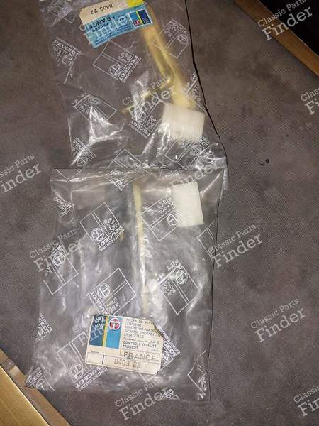 Patin coulissant pour toit ouvrant - PEUGEOT 505 - 8403.27 / 8403.28- 1