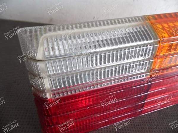 RECHTES RÜCKLICHT - PEUGEOT 305 - 265072- 2