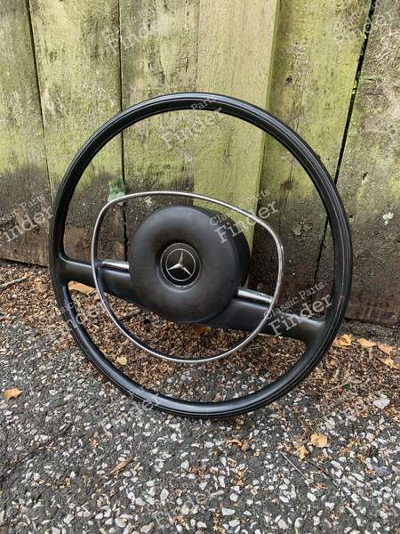 Steering wheel - MERCEDES BENZ W108 / W109 - 0
