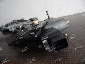 RIGHT REAR WINDOW WINDER PORSCHE 996 CABRIOLET - PORSCHE 911 (996) - 99654301604 équivalente à 99654301606 ou 99654301603- thumb-4