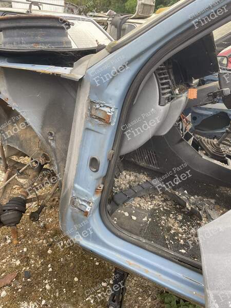 Türfüße vorne links und rechts - RENAULT 9 / Alliance / Broadway / 11 / Encore (R9 / R11) - 1
