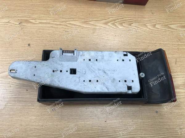 Feu arrière droit - CITROËN Visa / C15 - 559850- 2