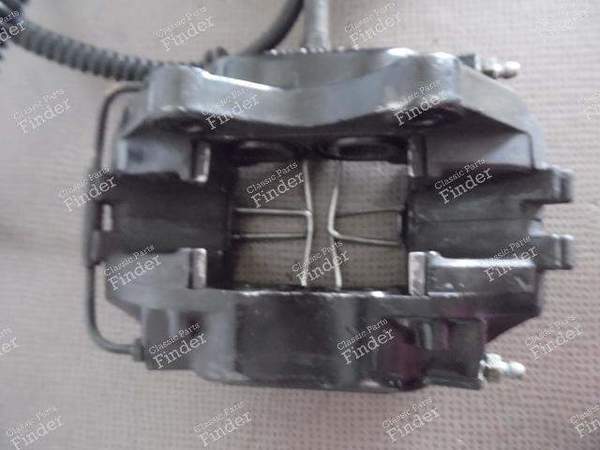 PORSCHE 944S2 & 968 FRONT BRAKE CALIPERS - PORSCHE 944 - Brembo 20469101 et 20469200- 8